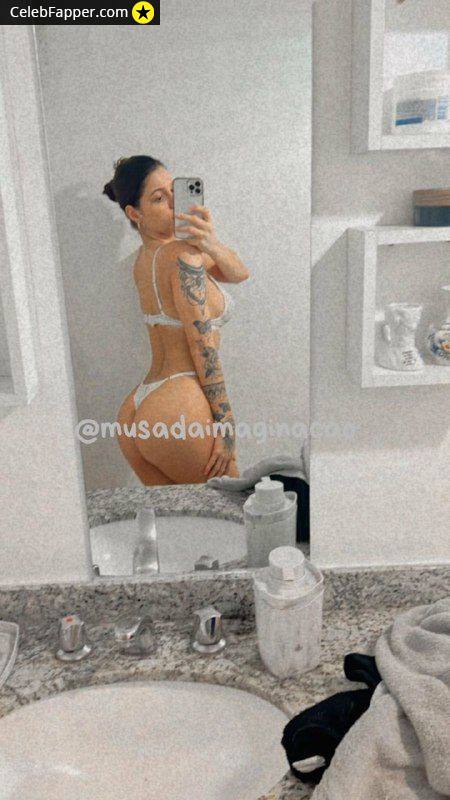 jenny reis fap pelada bunda lingerie